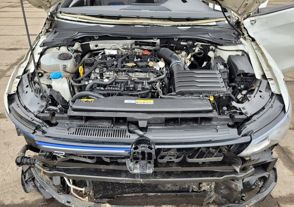 Volkswagen Golf cena 53800 przebieg: 65800, rok produkcji 2022 z Radzymin małe 172